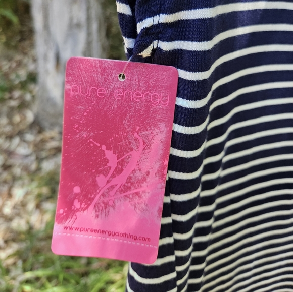 NWT Pure Energy High-Low Top - Picture 5 of 6